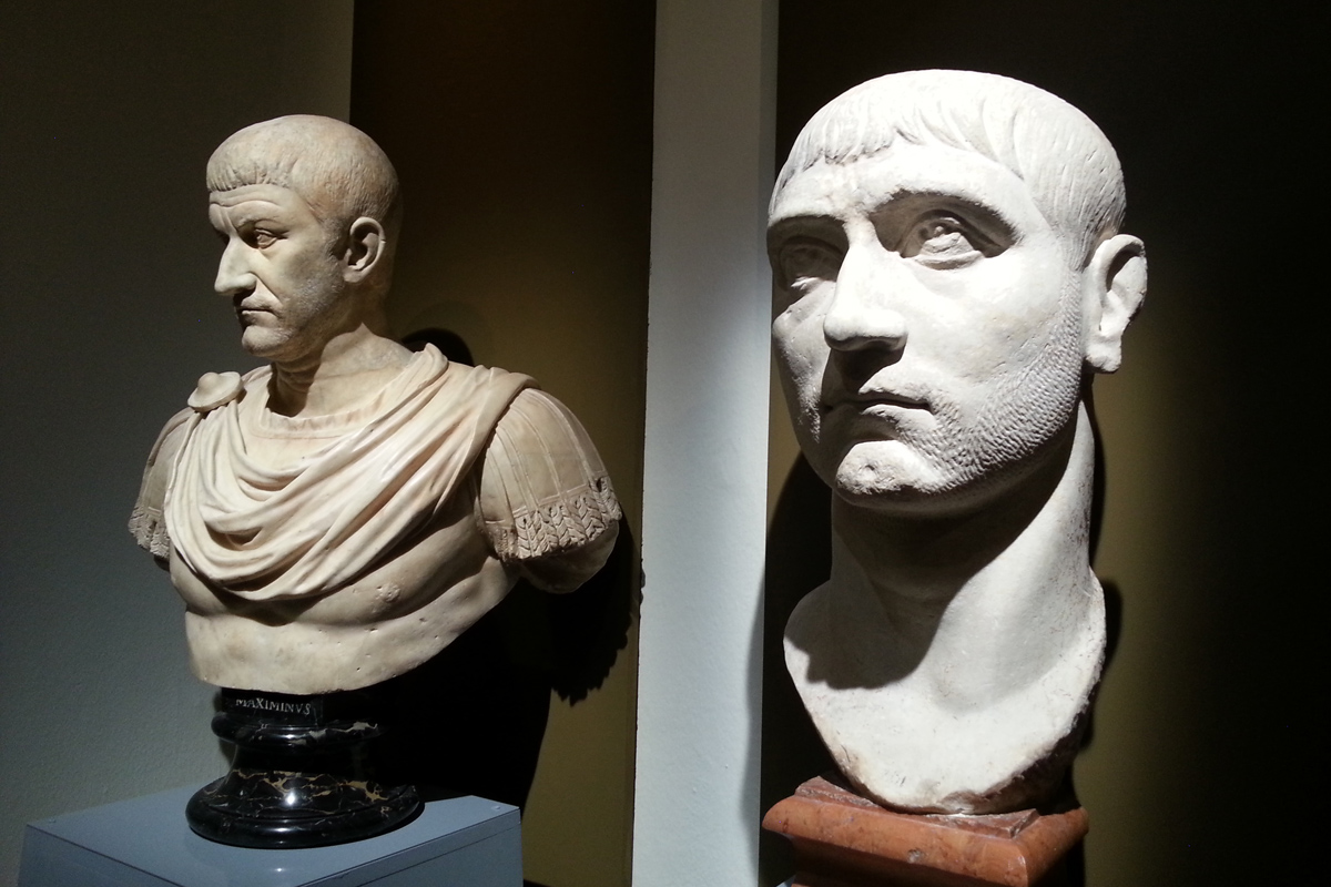 #TOLERANCE è un'installazione metamediale di storia collettiva intorno al tema della Tolleranza